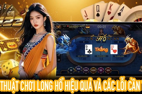 Cô Lan vui vẻ chơi game 97win trên điện thoại